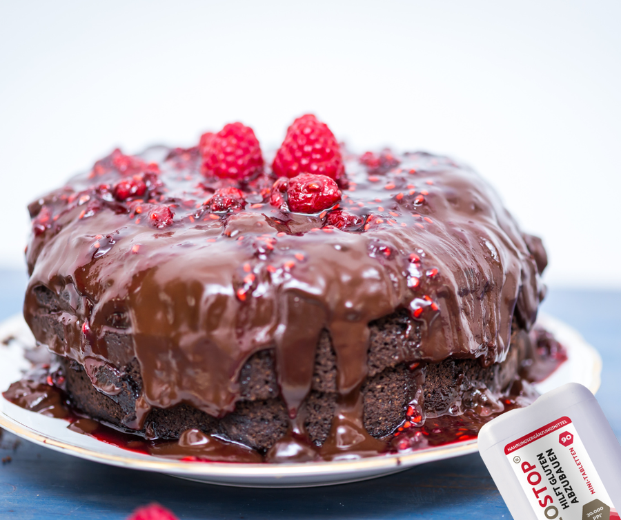GLUTENFREIER ROTE BEETE SCHOKOKUCHEN